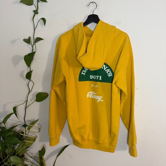Cloney Limited Edition Yellow Dan Tana's Graphic Sweatshirt - Large - Picture 3 of 8